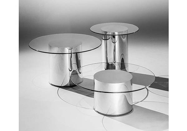 2001 SIDE TABLES_Table_BD Barcelona Design-6.jpg