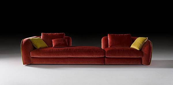 Levante_sofa_Black Tie-2.jpg