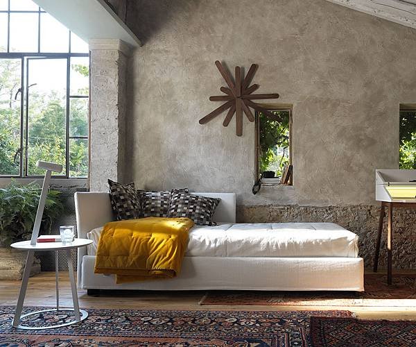 Figi Isolina_sofa_Casamania-4.jpg