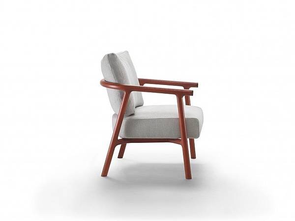 Icaro_armchair_Flexform Mood-1.jpg