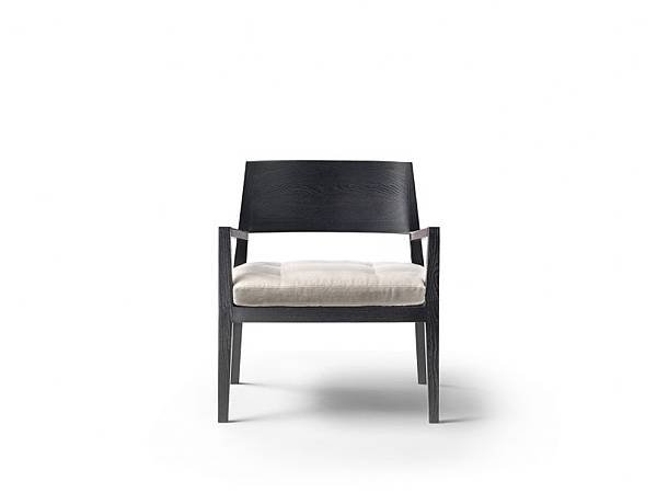 Ludovica_armchair_Flexform Mood-2.jpg