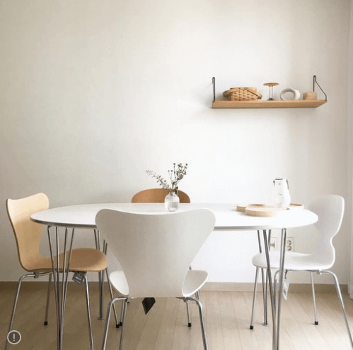 SUPER-ELLIPTICAL_table_Fritz Hansen-1.png