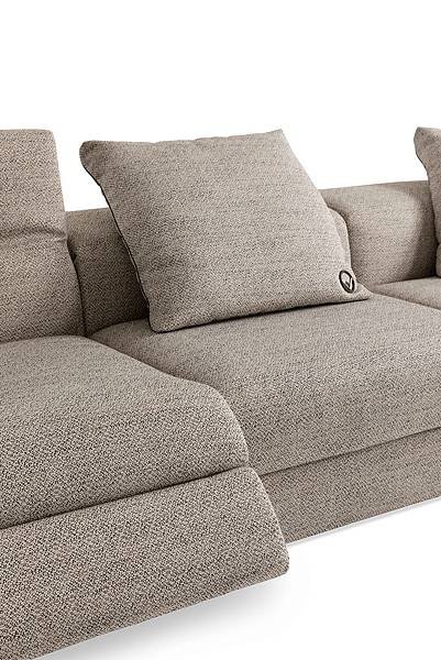 FF-One-Embrace-sofa-detail-1.jpg