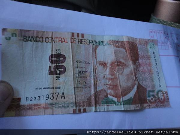 counterfeit banknotes