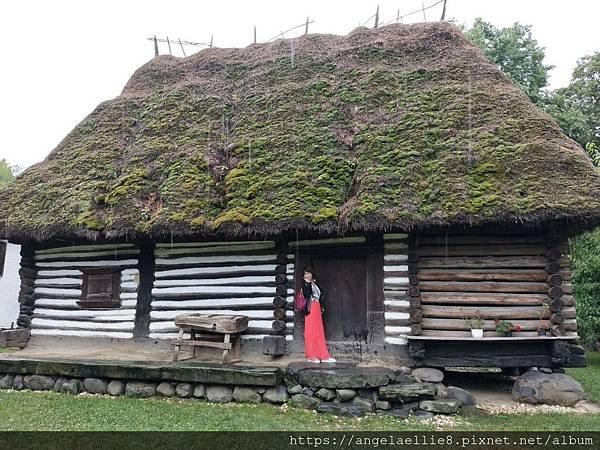 Muzeul Satului National Village Museum