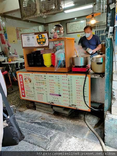 雙連建國肉羹潤餅