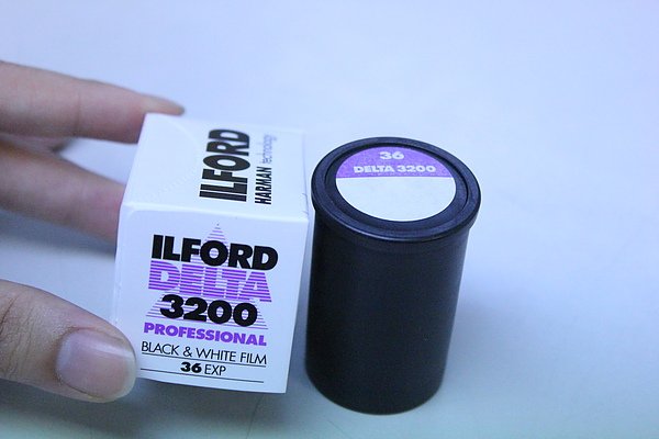 ILFORD DELTA 3200