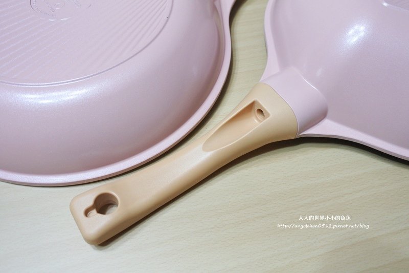瑞士百年品牌粉貝殼不沾鍋三鍋六件組8