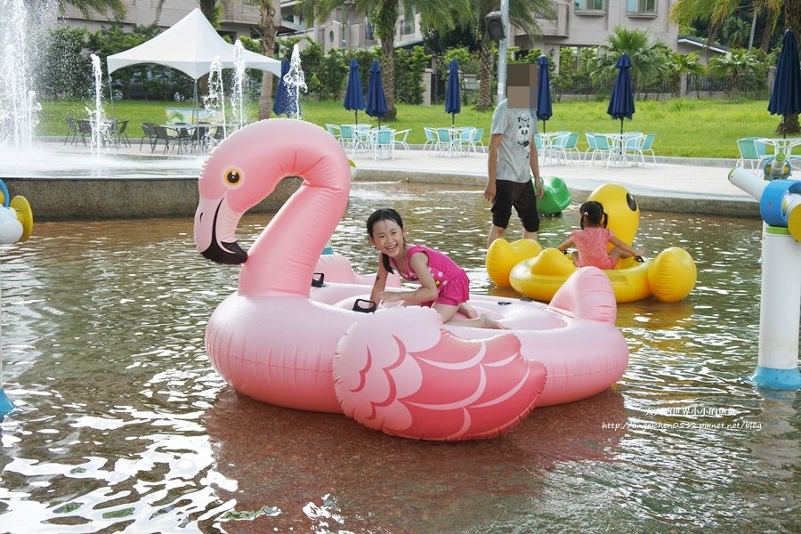 南投集集 DeJiJi親水童年 麻油悶鴨、超霸氣青花瓷鮮蚵粥、浪漫水舞 水南投集集一日遊套裝行程8
