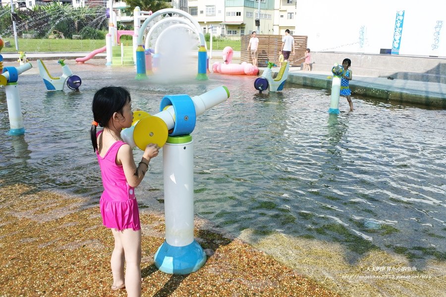 南投集集 DeJiJi親水童年 麻油悶鴨、超霸氣青花瓷鮮蚵粥、浪漫水舞 水南投集集一日遊套裝行程21