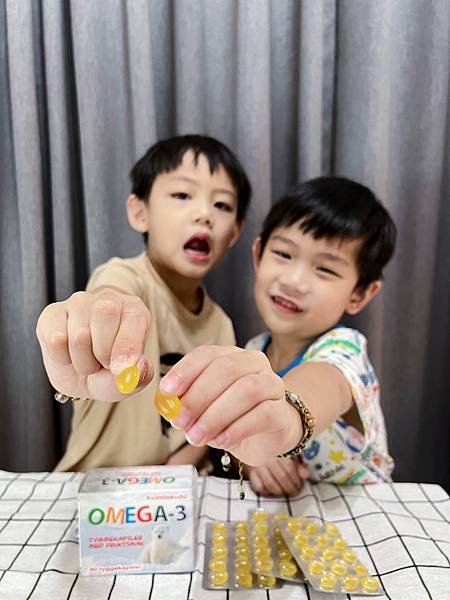 小孩的最愛~挪威北極熊兒童魚油