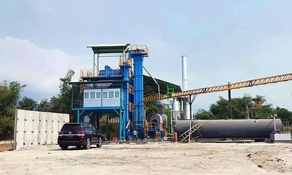 Aimix Asphalt Mixing Plant in Indonesia.jpg