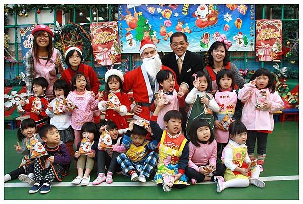 台中安君兒幼兒園日僑班2013聖誕DIY活動