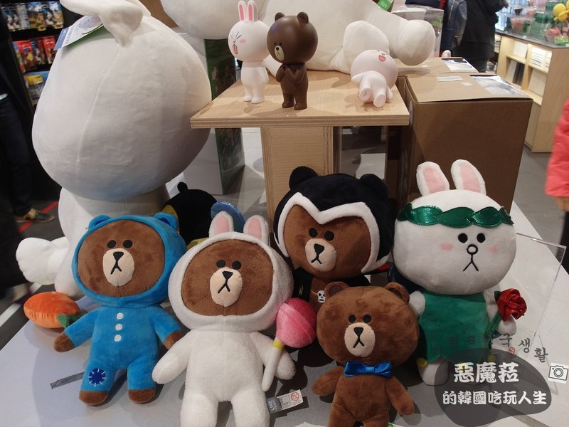 【韓國 新沙洞】LINE Friends Store &amp; Café 旗艦店 (라인프렌즈 플래그십 스토어)