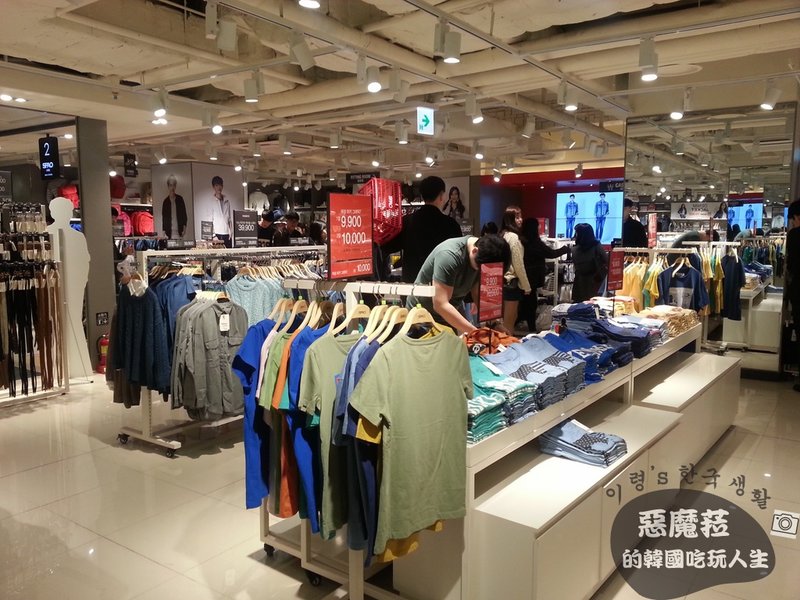 【韓國│新村】強烈推薦男性的天堂~《SPAO》2015年3月新開幕，流行又帥氣阿~