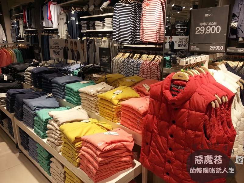 【韓國│新村】強烈推薦男性的天堂~《SPAO》2015年3月新開幕，流行又帥氣阿~