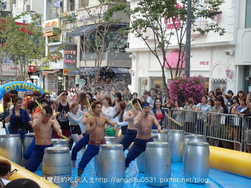 新村│Slide The City來韓國巡迴啦！在戶外陽光中享受在巨型溜滑梯高速滑行的樂趣吧~