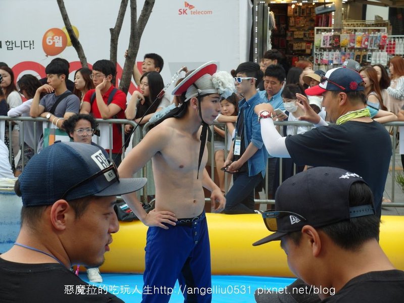 新村│Slide The City來韓國巡迴啦！在戶外陽光中享受在巨型溜滑梯高速滑行的樂趣吧~