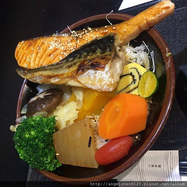八坂丼屋