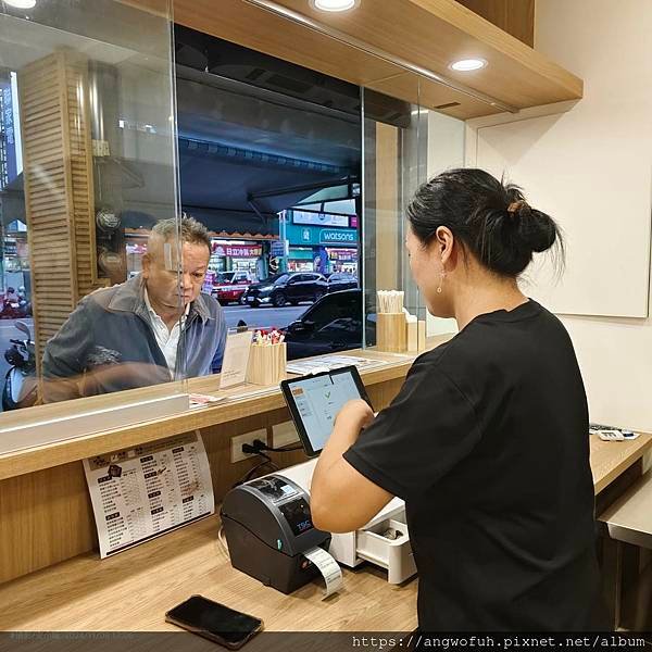 喜訊！喜訊！甘老味牛肉麵︱今天盛妝亮”香”台中北屯區︱綻放絕
