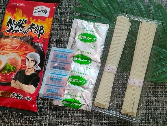 高評價好市多「燃太郎辣拉麵(湯)」開箱~煮法方便快速  #宵