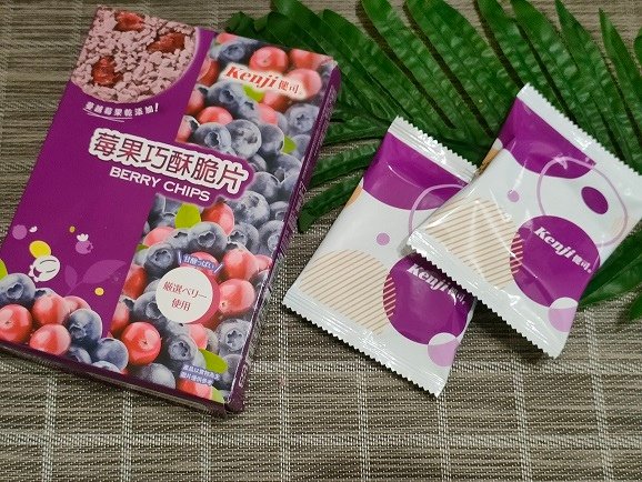 高評價零食推薦【健司Kenji-莓果巧酥脆片】咬下的每一口都