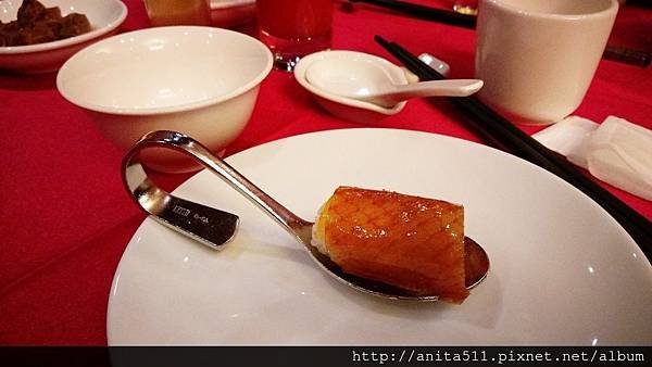 紅樓櫻桃烤鴨