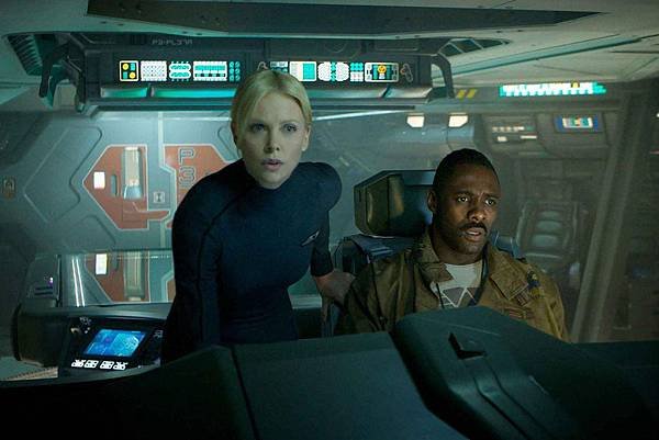 Prometheus_movie_aboard-ship