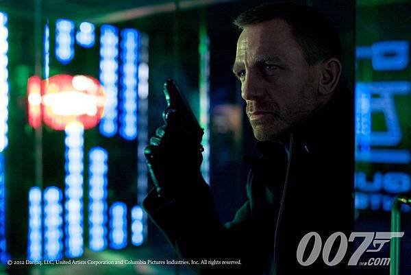 james-bond-skyfall-movie-image-daniel-craig-011