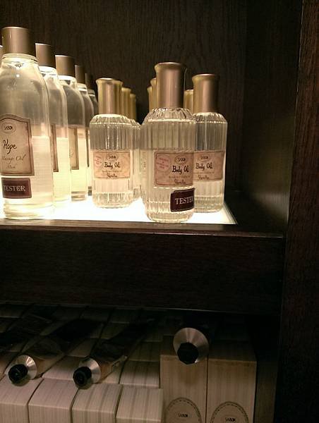 SABON body oil