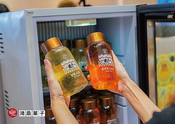 鴻鼎菓子｜清水休息站必買 原創秘醬熟成檸檬酥 台灣黑熊國民曲