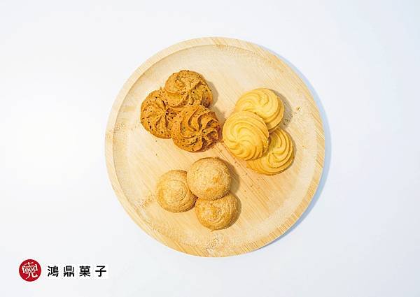 鴻鼎菓子｜清水休息站必買 原創秘醬熟成檸檬酥 台灣黑熊國民曲