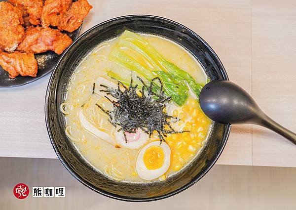 熊咖哩｜西屯4.9星好評 日式美食 寵物友善｜克羅德先生