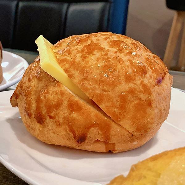 台北 中山區 港式 港飲港食茶餐廳 冰火波蘿包.JPG