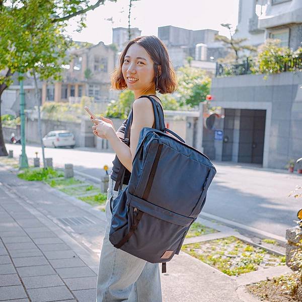 穿搭配件 Freestone Briefpack雙面變形包 16.jpg