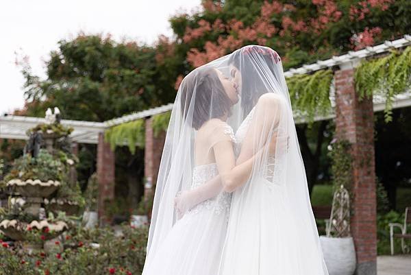 AMBER WEDDING婚紗攝影 Debra新秘妝髮造型 34.jpg