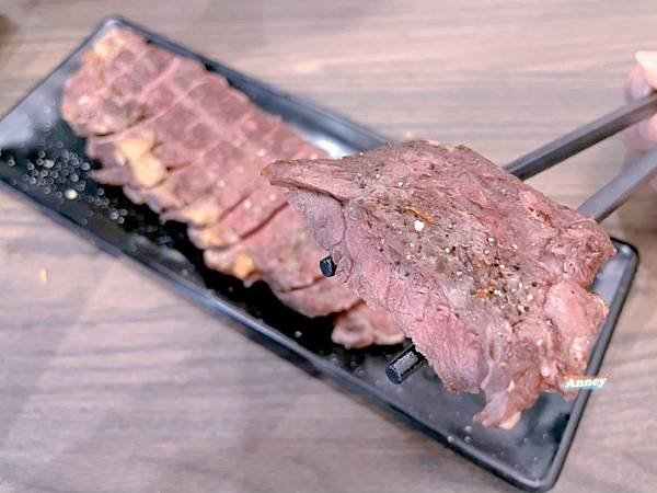 六食酒串-串燒/啤酒/居酒屋 生啤暢飲喝到飽 炸物烤物小菜點