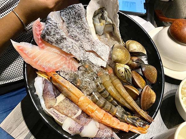 台北美食 大同涮涮鍋  【圓味涮涮鍋-大同區民族店】目目愛旅行