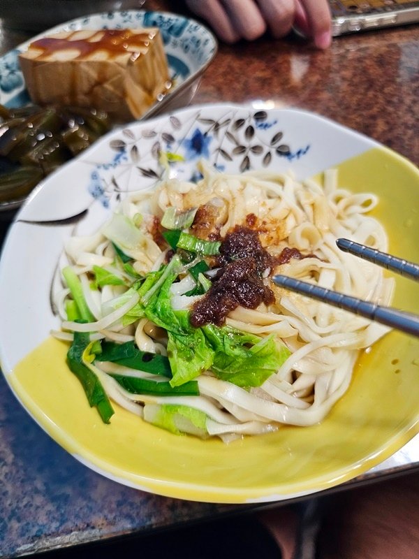 台南新營美食  阿婆麵店 再現兒時記憶  古早味乾麵 沙茶拌