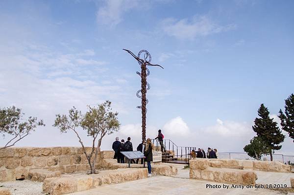 尼波山 Mt.Nebo 銅蛇紀念柱36