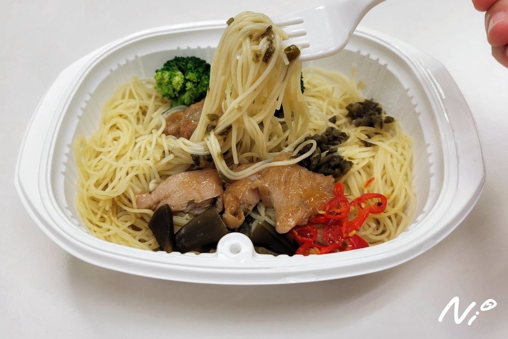 202506 全家FamilyMart【uno pasta】清炒剝皮辣椒雞義大利麵