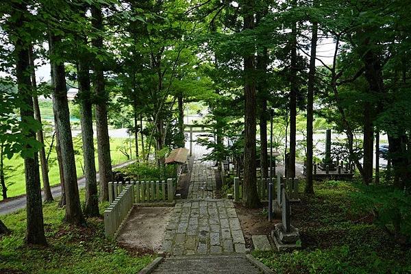 C07 飯館村綿津見神社 14.jpg