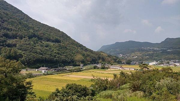 D12 離宮八幡神社 02.jpg