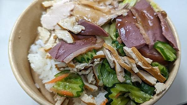 饗食雞便當屋 02.jpg