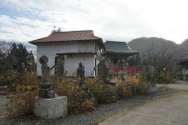 B16 成田山水上寺 17.jpg