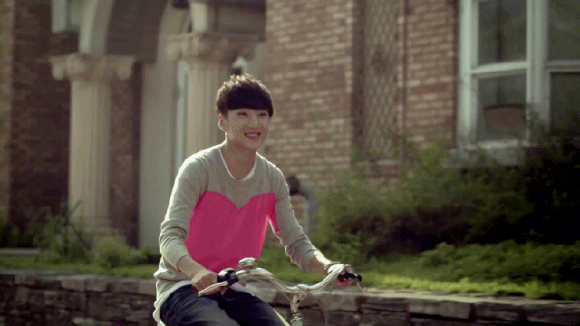 81ec292442a7d933693b45a3ac4bd11372f0012a.gif