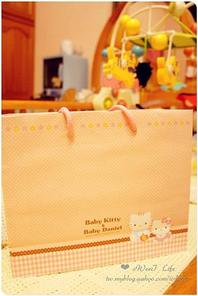 金格-Baby Kitty彌月禮盒 (6).JPG