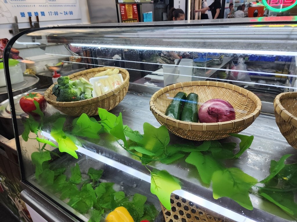 【新店美食】蘇記嘀兜雞｜第五訪！四季都適合吃的溫補豬肚雞火鍋