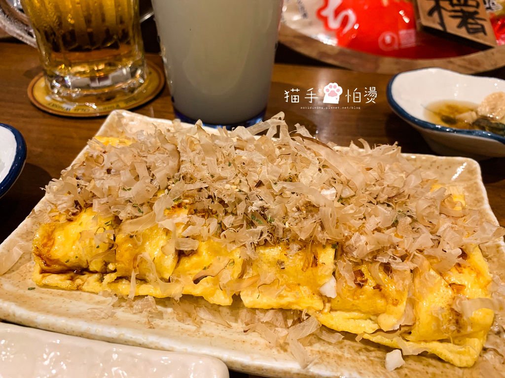 台中美食│樂座爐端燒崇德店 道地日式居酒屋 吧台看師傅現做料理 用船槳送餐傳遞幸福的料理