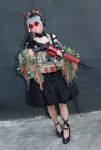 軍武 馴鹿娘.jpg